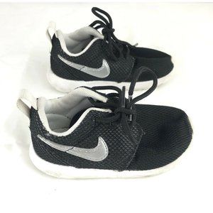 Nike Roshe Run Toddler Boy Black Silver Sneakers Athletic Shoes 645778-007  6C 6